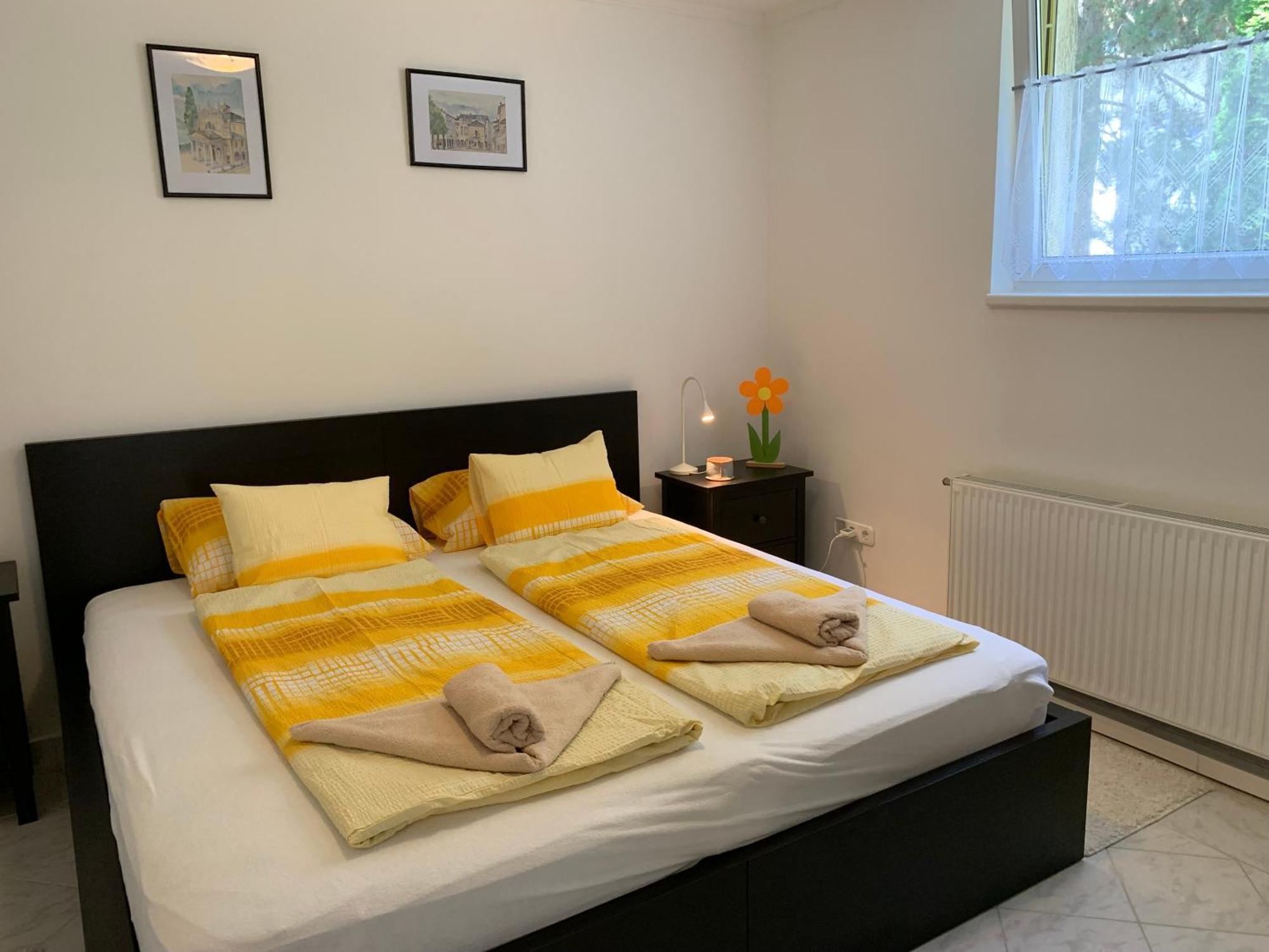 Vizparti Relax Apartman Siofok Exterior photo